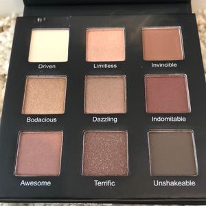 RealHer Makeup - Realher Shadow Palette RealHer Makeup - Realher Shadow Palette
